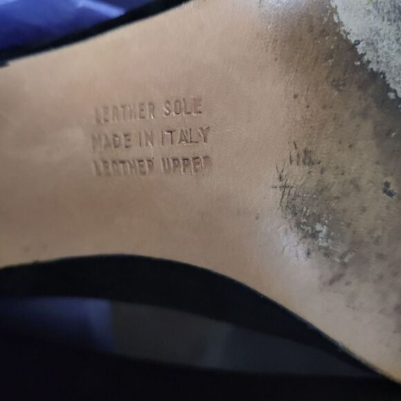 Vintage Salvatore Ferragamo Mafalda Pumps Black Suede Dark Red Toe Cap Size 7.5 - Picture 8 of 12